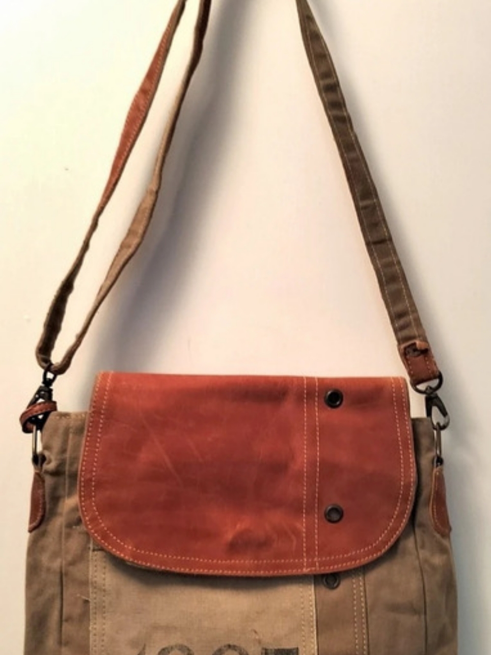 Clea Ray Canvas And Leather Shoulder Bag Brown & Khaki.